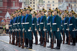 Призывники из Омской области отправляются служить в Президентский полк