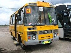 В школы Омской области поступят 175 автобусов