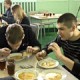 В школах Омска опробуют новую систему оплаты питания