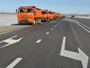 Губернатор Виктор Назаров открыл движение по окружной дороге Омска