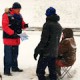 Спасатели не рекомендуют омичам выходить на лед водоемов, который сейчас небезопасен