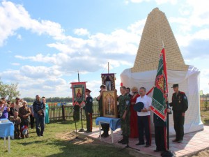 В Омской области на месте последней стоянки Ермака открыли памятную стелу сибирским казакам-первопроходцам