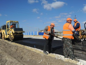 Омская область получит федеральный транш в размере 1 млрд рублей на ремонт дорог в 2018 году