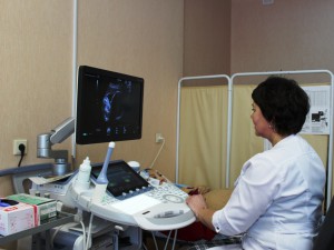 В Омском диагностическом центре установлен новый УЗИ-аппарат, позволяющий разглядеть черты лица будущего малыша