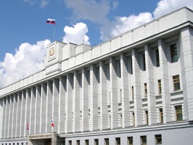 Бюджет Омской области в 2017 году исполнен с минимальным за последние годы дефицитом в 643 млн рублей