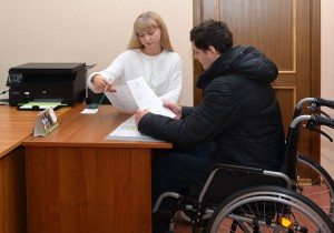 В Омской области на сопровождение инвалидов при трудоустройстве направят 32, 7 млн рублей
