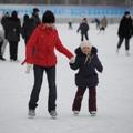 Омичей приглашают на каток в «Омской крепости»