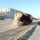 Дорожные службы Омска устраняют гололед на магистралях