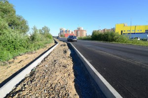 В Омске обновляются дороги, ведущие к детским учреждениям