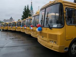 Омская область получит самую большую партию школьных автобусов